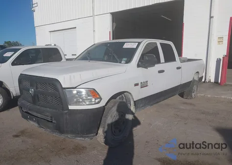 2014 Ram 2500 Tradesman z USA, uszkodzony, nr VIN 3C6UR4HJXEG327947